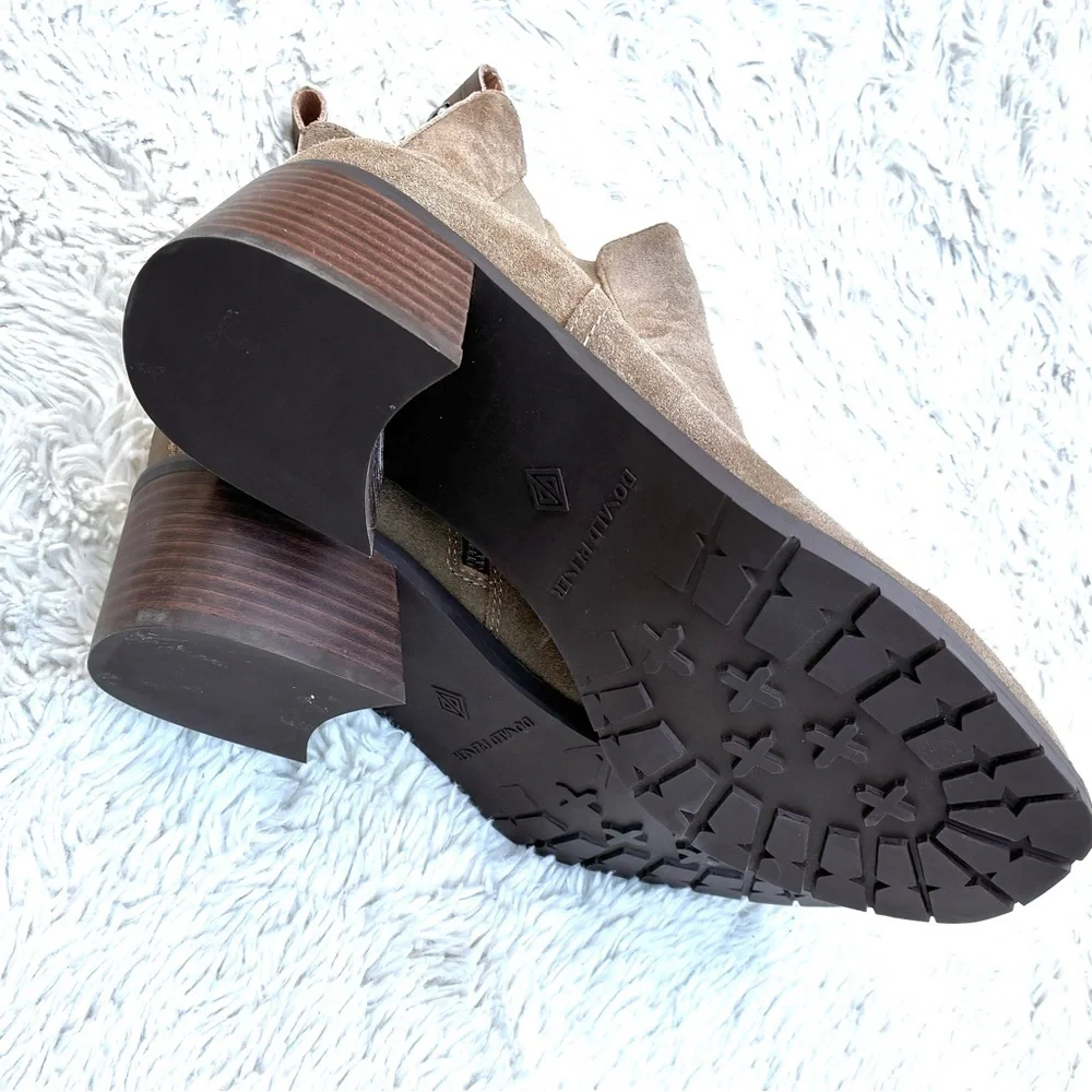 Donald Pliner NWOT Flower Boots in Smoke Sz 8 - Picture 10 of 11